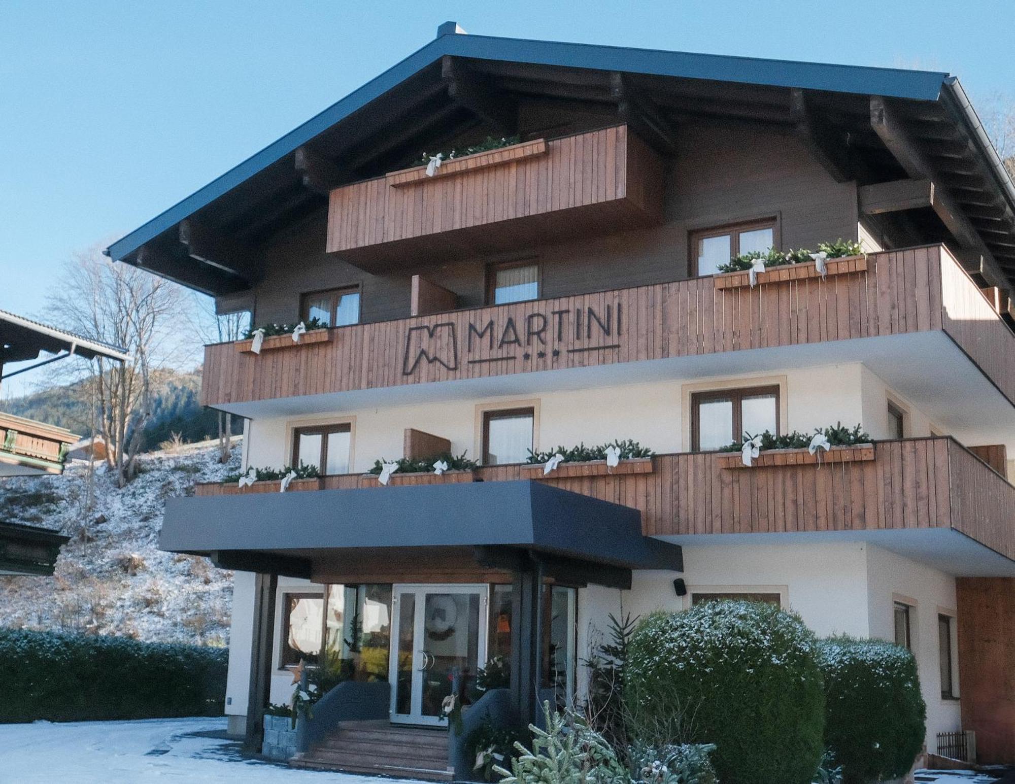 Hotel Martini Kaprun - Including Summercard Bagian luar foto